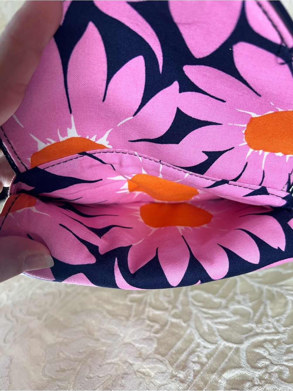 Retired Vera Bradley Loves Me Ruffle Tote Shoulder Bag & Matching Wristlet Set - Picture 5 of 11